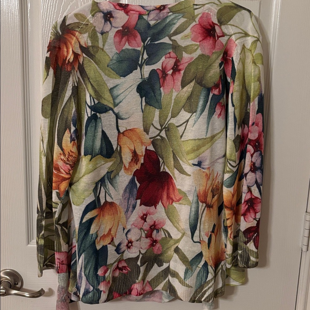 Tommy Bahama 2 piece Multicolor Floral Tank & Cardigan size L - Picture 5 of 5